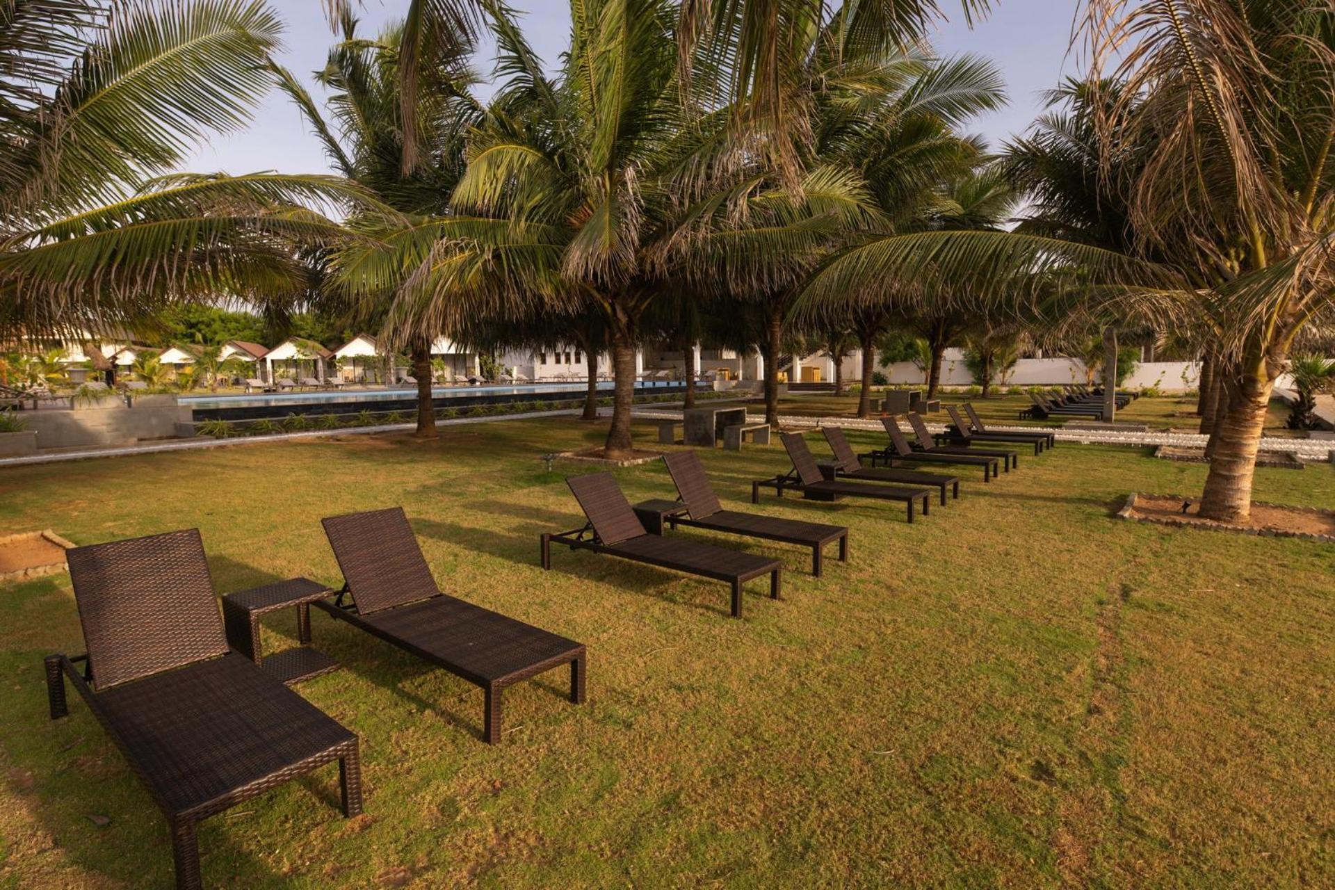 Uppuveli Beach By Dsk ตรินโคมาลี ภายนอก รูปภาพ